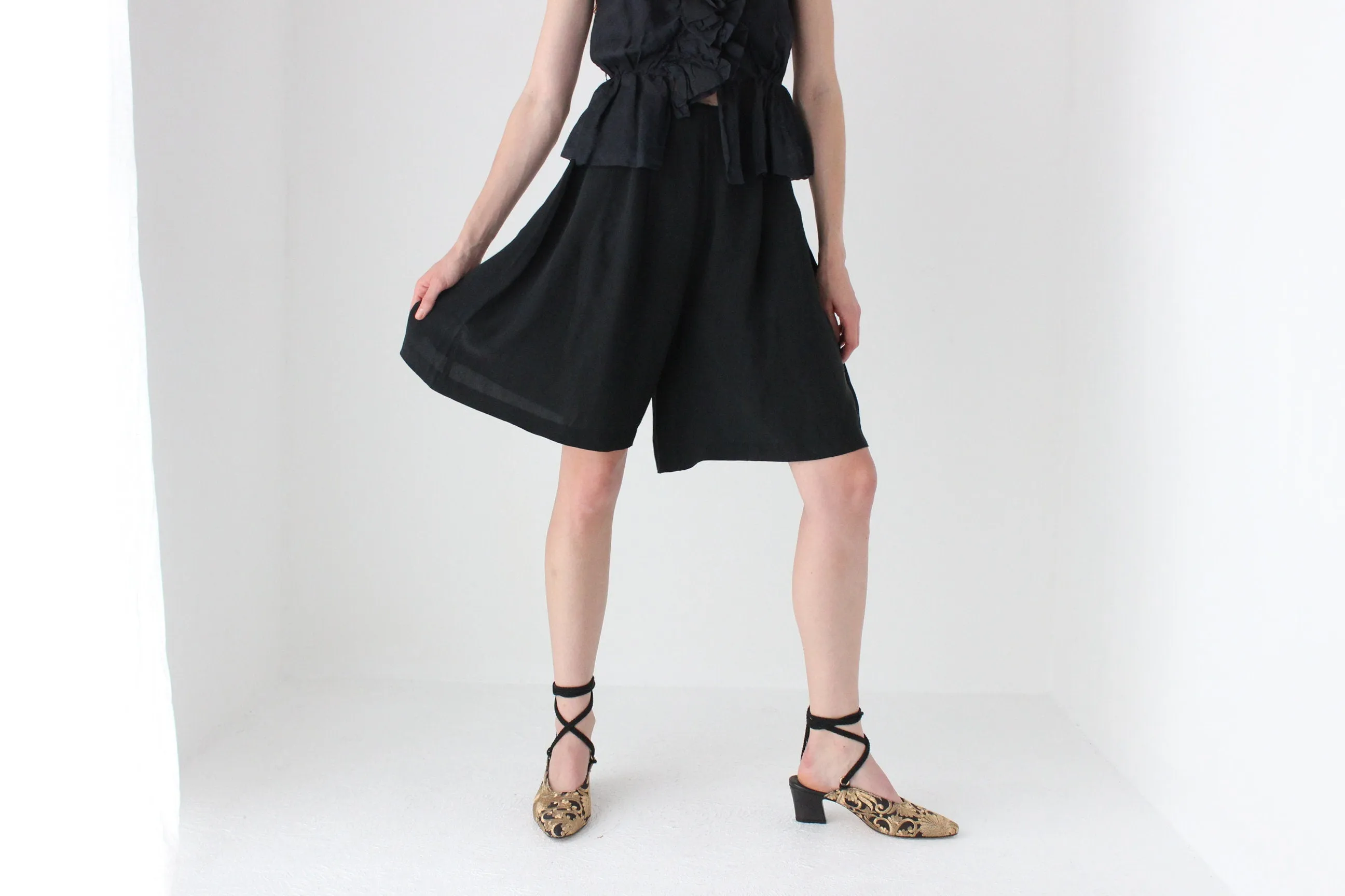 90s Pure Silk Knee Length Wide Leg Culotte Shorts