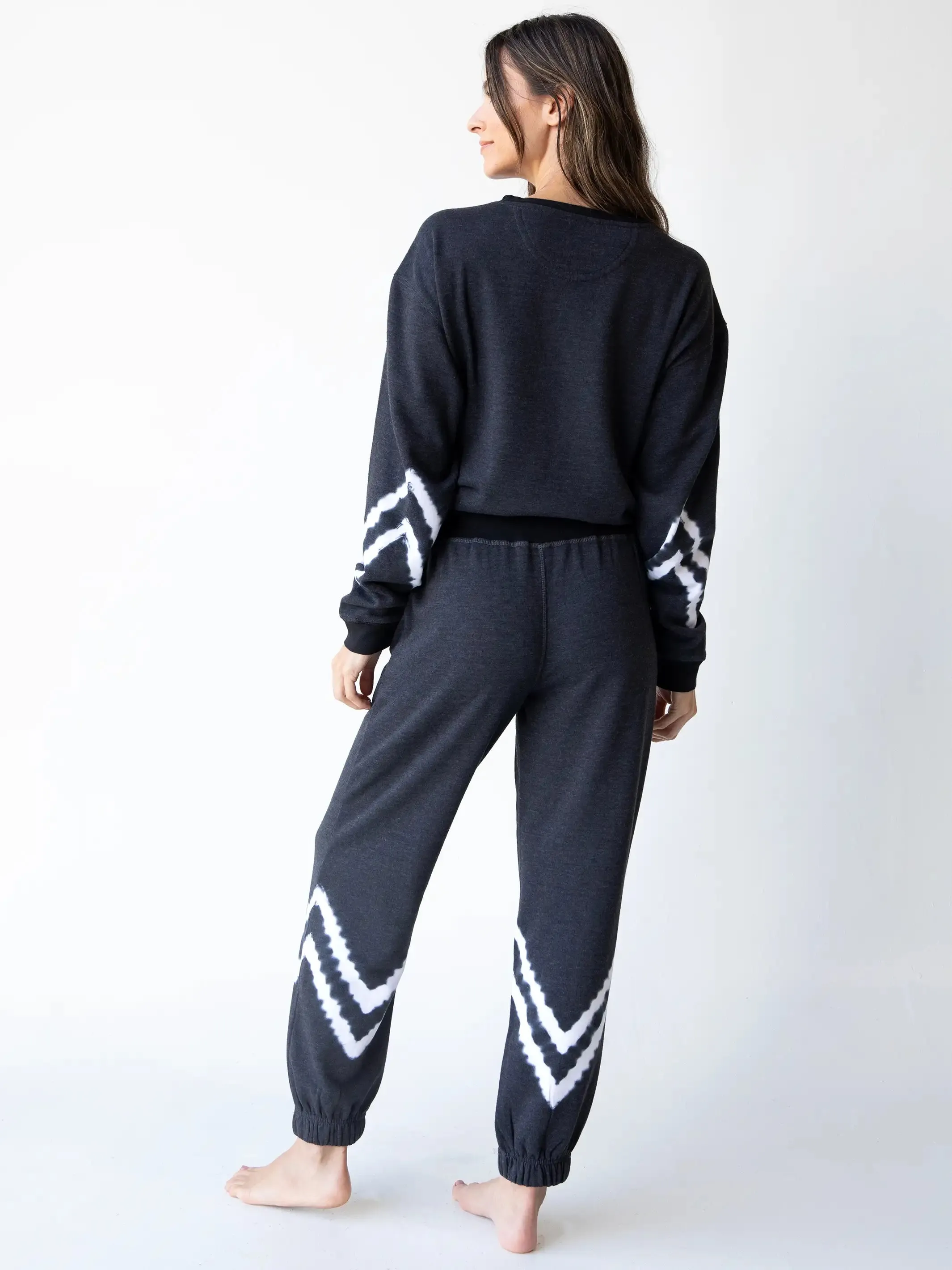 Comfy Jogger - Charcoal Chevron