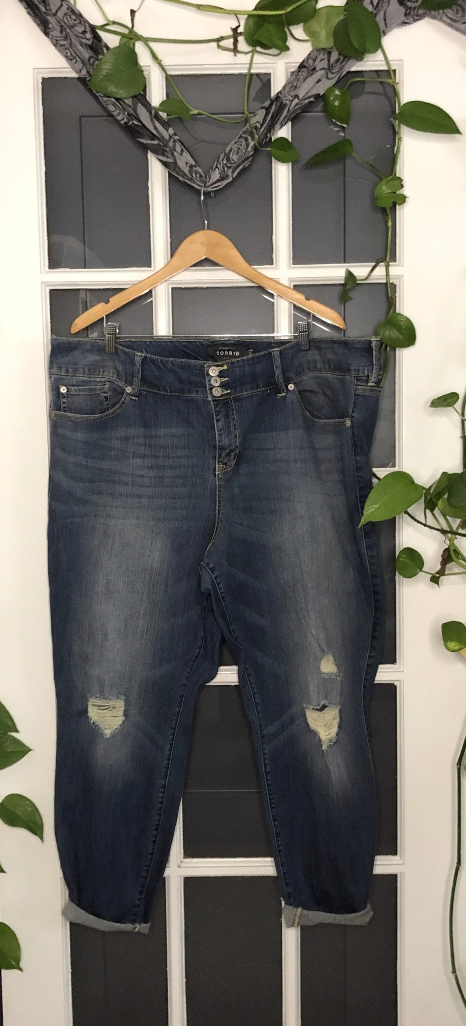 Medium Wash Bootcut Button-fly Distressed Jean 26R